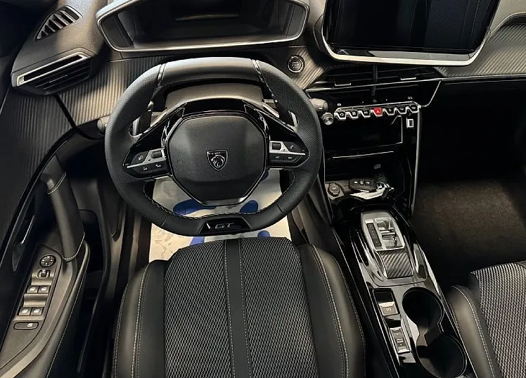 Zunanja slika - Peugeot 2008 - GT HIBRID 145 - NOVO - 6