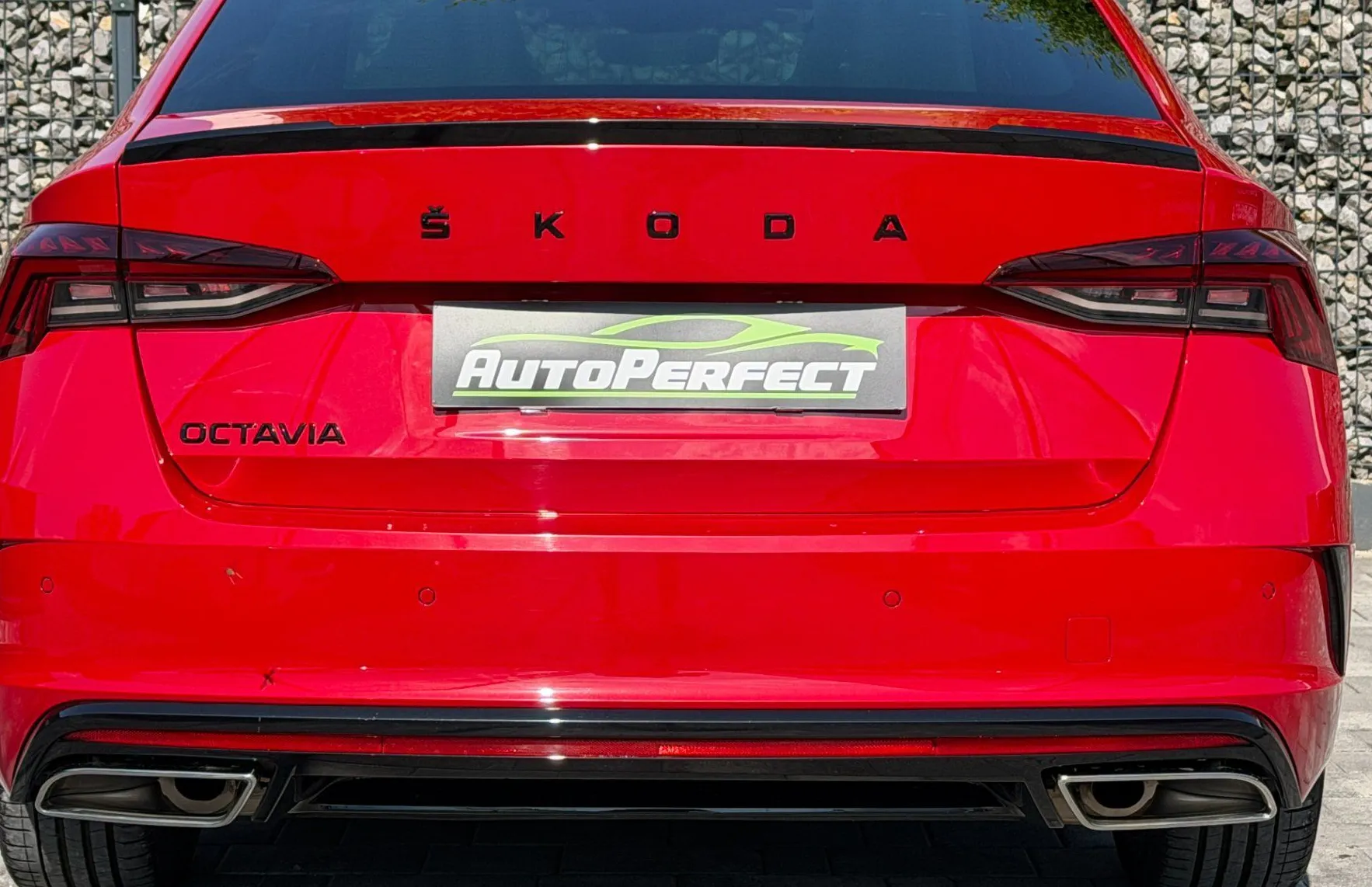 Zunanja slika - Škoda Octavia - RS 2.0 TSI|SLO|HUD|KAM|MEMO|GR.SED|PDC|TOV.GAR| - 5