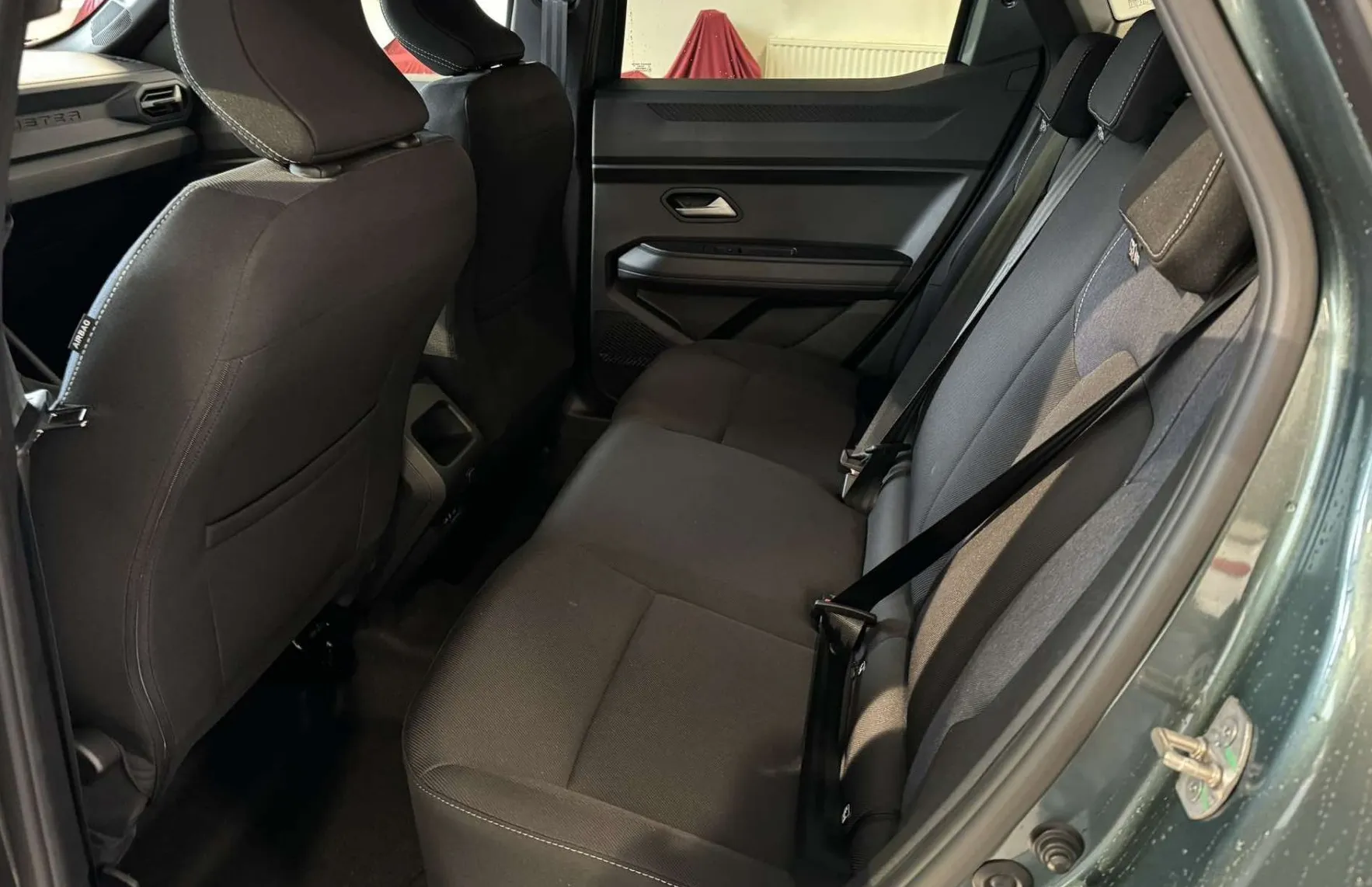 Zunanja slika - Dacia Duster - 1.2 TCe 130 4x4 JOURNEY - 7