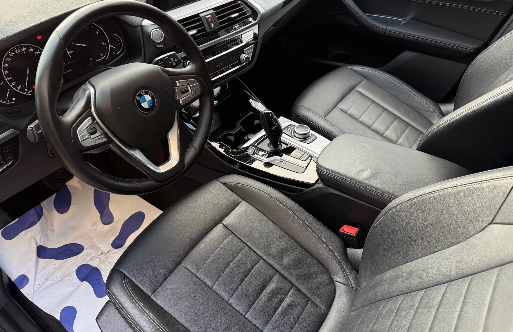 Zunanja slika - BMW X3 - serija : xDrive30d LED PDC TEMPOMAT USNJE KLJUKA  TOP - 11