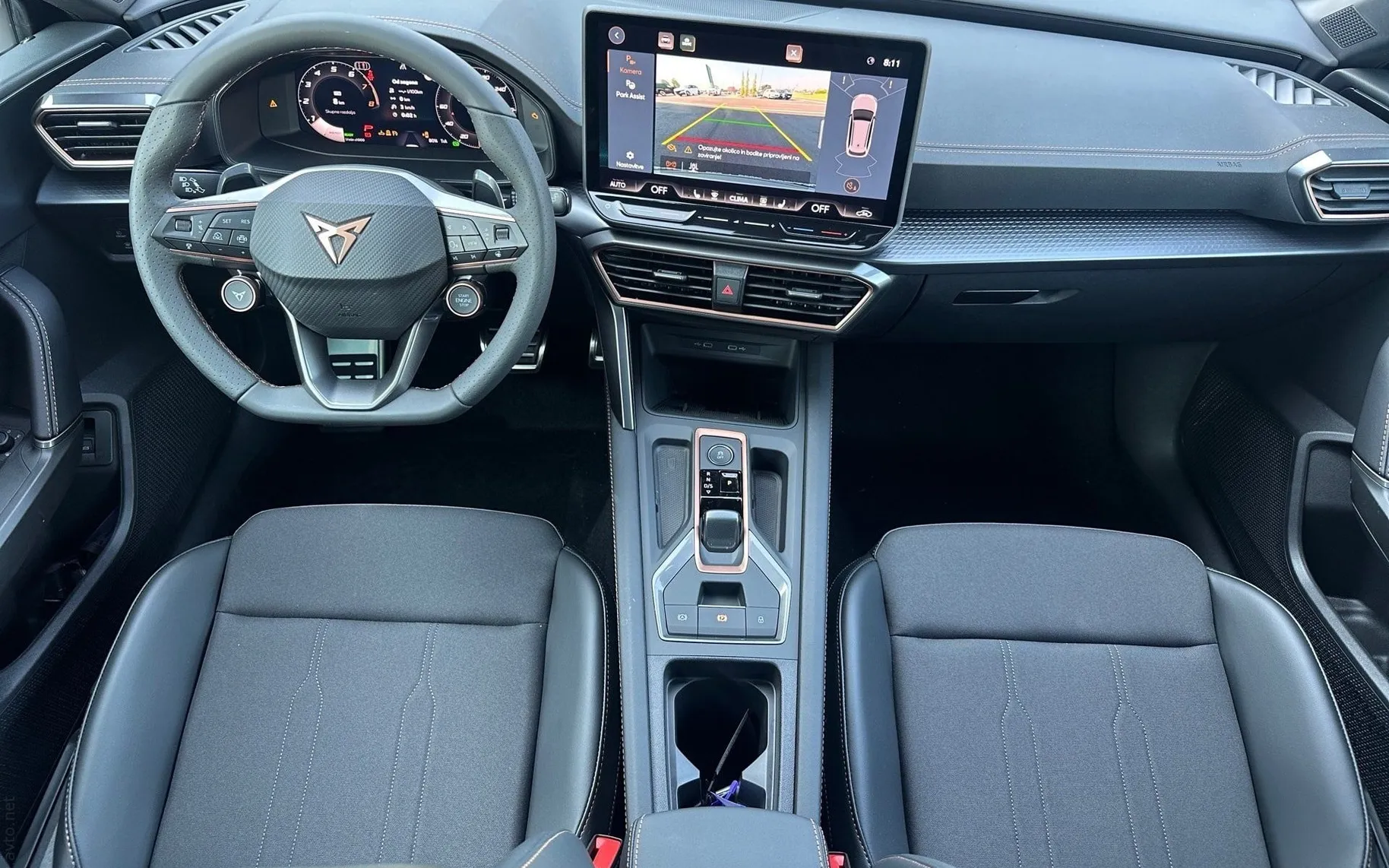 Notranja slika - Cupra Leon - ST 1.5 eTSI DSG - 10