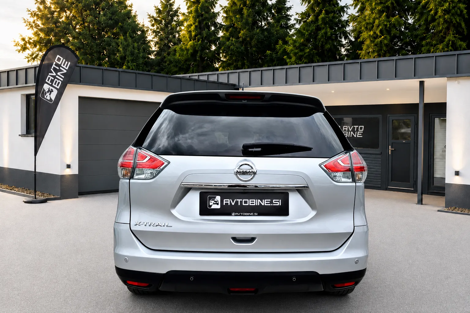 Notranja slika - Nissan X-Trail - 1.6 DCI 7SEDEŽEV-PANO-LED-GARANCIJA-KOT NOV - 17