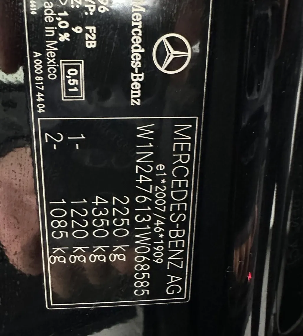 Poročilo o preverjanju vozila - Mercedes-Benz GLB-Razred - GLB 200 d 4MATIC Avt.NEMŠKI.KAMERA.PANORAMA.NAVI - 18