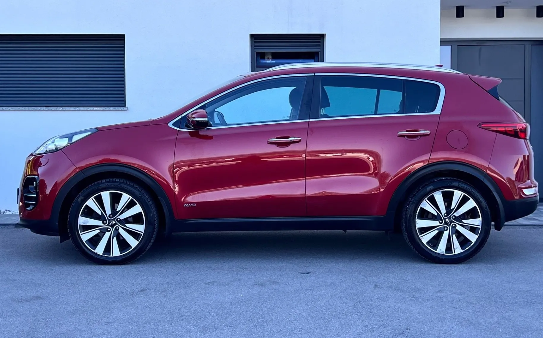 Zunanja slika - KIA Sportage - 4WD 2.0 CRDI+SLO+KEYLESS GO+MRTVI KOT+KAMER... - 4