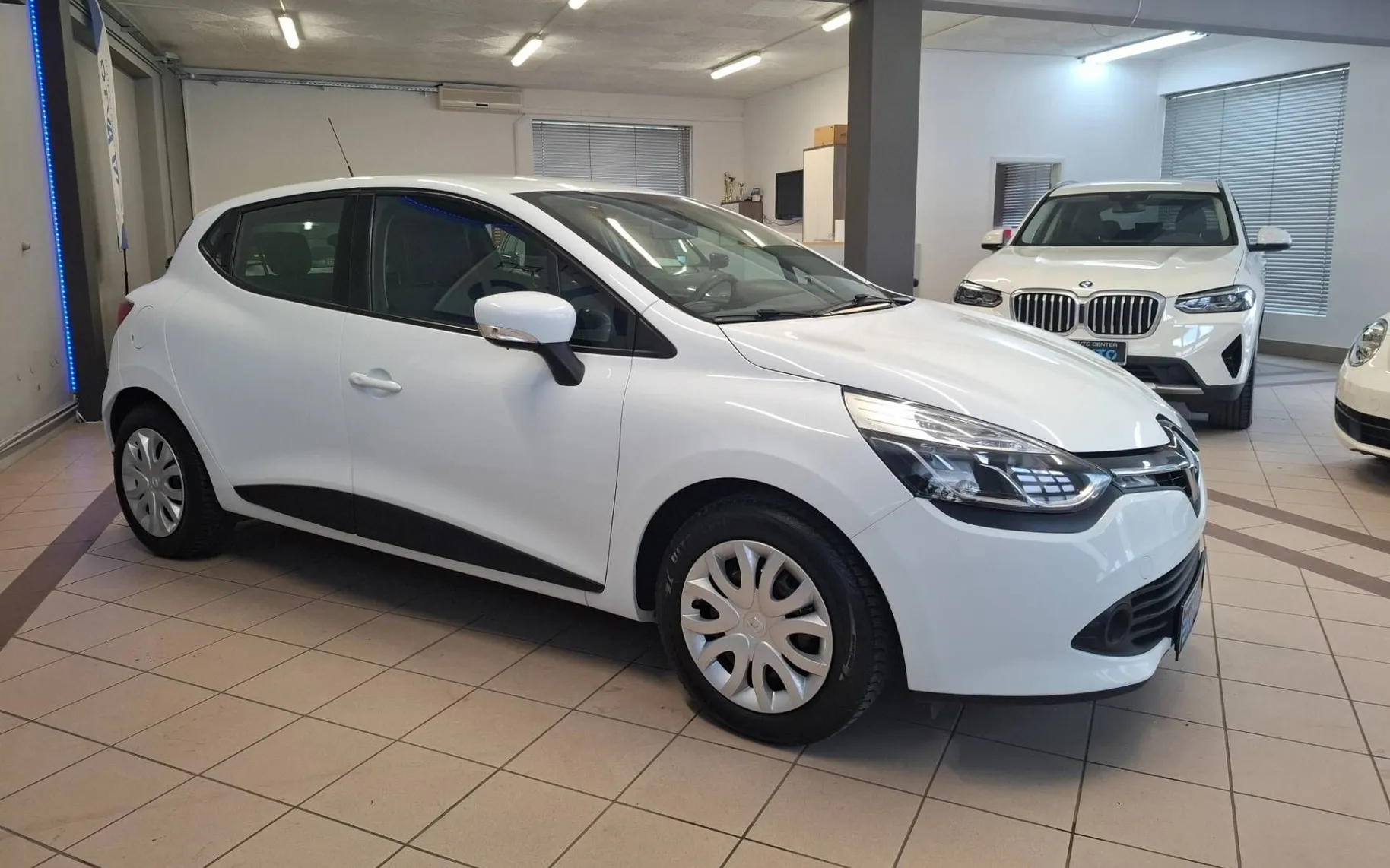Zunanja slika - Renault Clio - TCe 90 1LASTNIK-SLO VOZILO-KREDIT BREZ POLOGA - 2