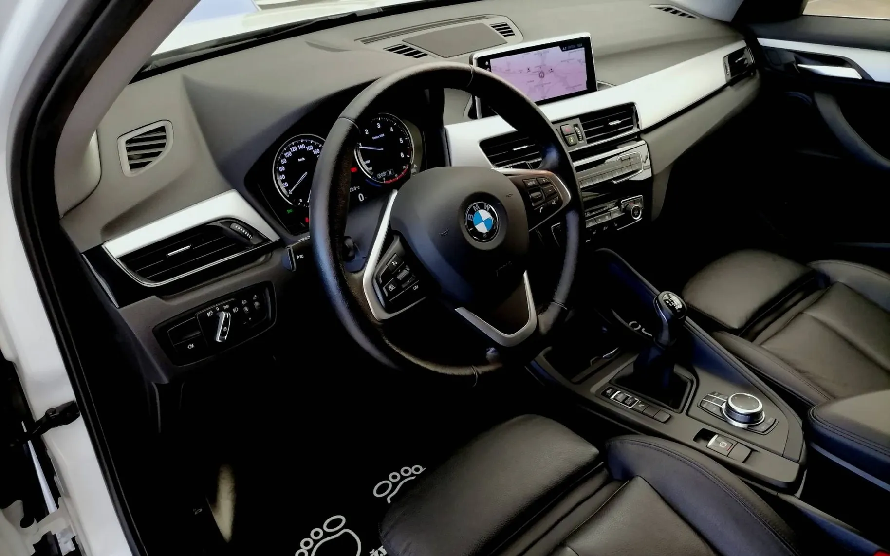 Zunanja slika - BMW serija X1: - 2.0d Sport Line LED PERLA ALU USNJE 1.LASTNIK - 5