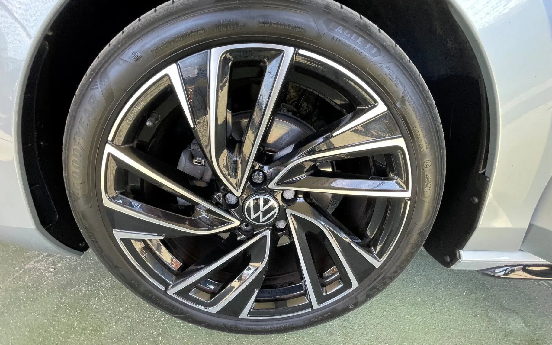 Zunanja slika - Volkswagen Passat - 2.0 TDI BMT R-Line DSG LED. NAVI.KAMER360.PDC2X - 7