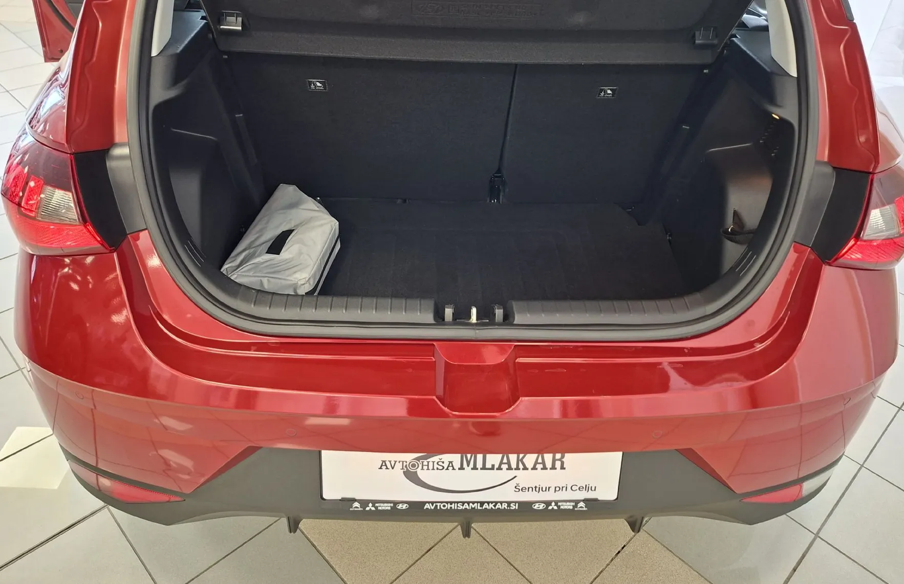 Zunanja slika - Hyundai i20 - 1.0 T-GDI 100 COMFORT-LED-KAMERA-PDC-ODLIČEN- - 17