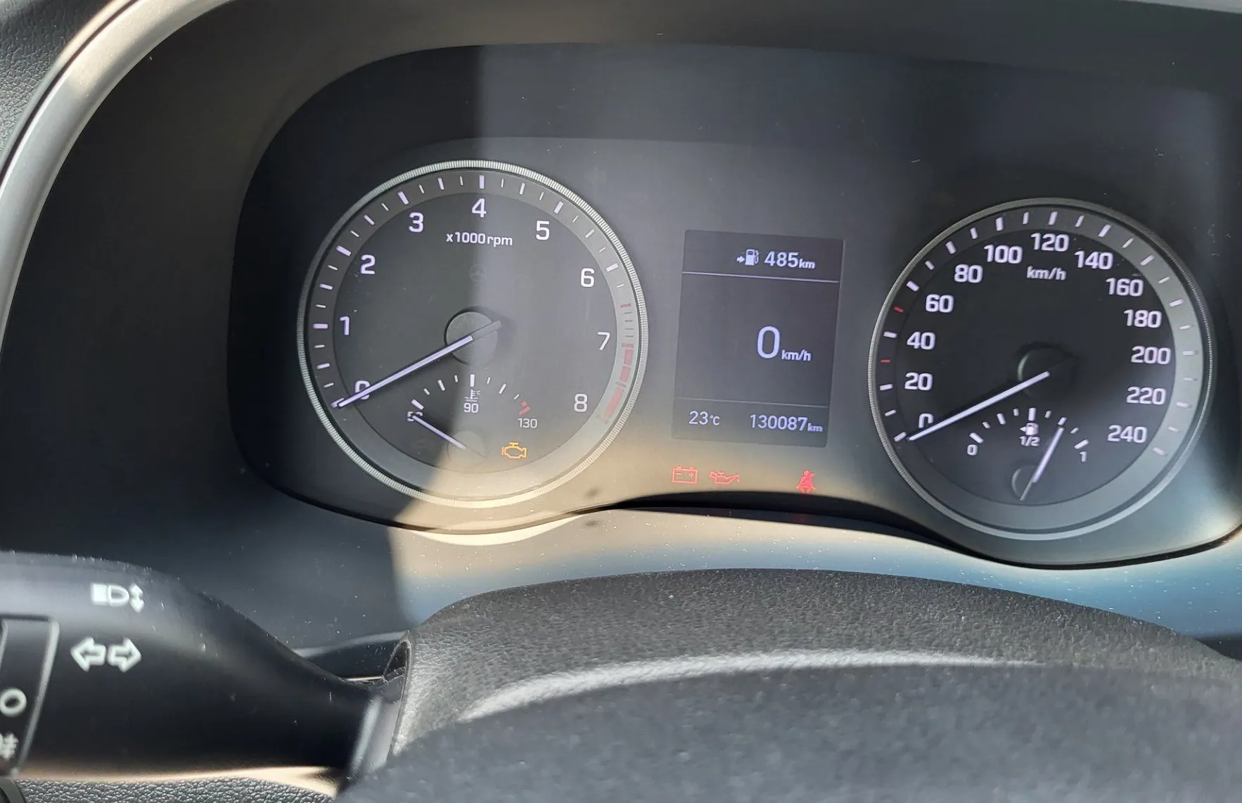 Zunanja slika - Hyundai Tucson - 1.6 GDI slo-1last-nav-pdc-alu-ac-el.paket-servisir - 11