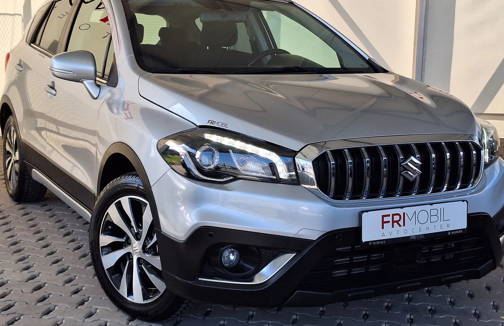 Zunanja slika - Suzuki SX4 S-Cross - 1.4 BOOSTERJET ALLGRIP ELEGANCE•VL.KLJUKA•4X4•SLO• - 2