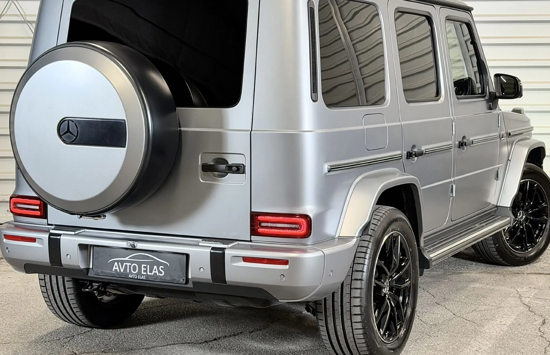 Zunanja slika - Mercedes-Benz G-Razred - G 450D - AMG- PANO - BURM. - 360 KAM. - GRET. SED - 7