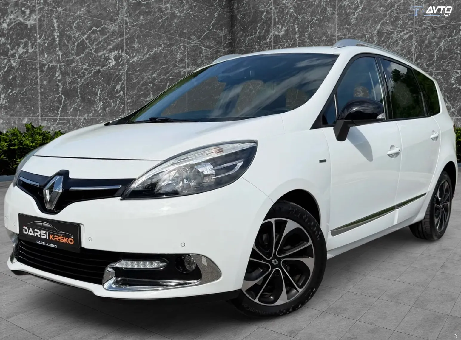 Zunanja slika - Renault Grand Scenic - Scénic 1.5dCi 110PS BOSE 7SEDEŽEV LED NAVI KAMERA ALU17 - 1