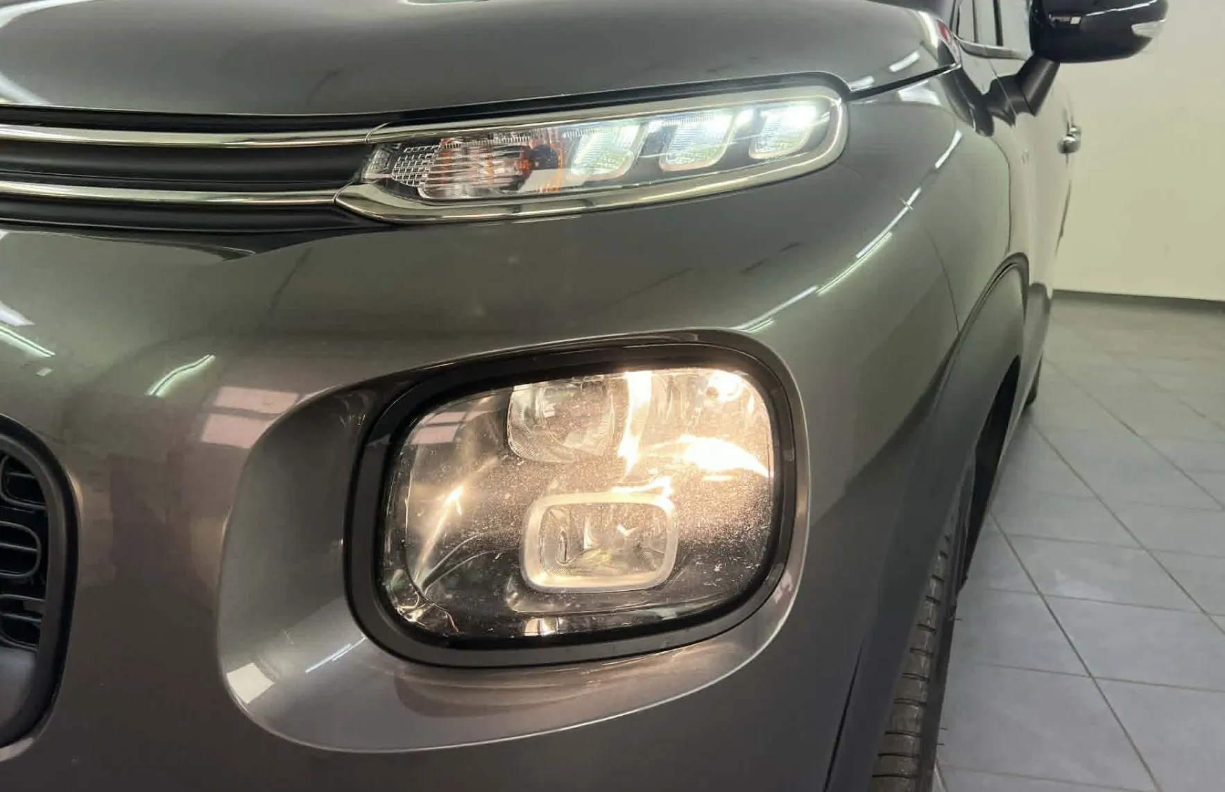 Zunanja slika - Citroën C3 Aircross - 1.2 PureTech 81 KW.12 MES.JAMSTVO - 3