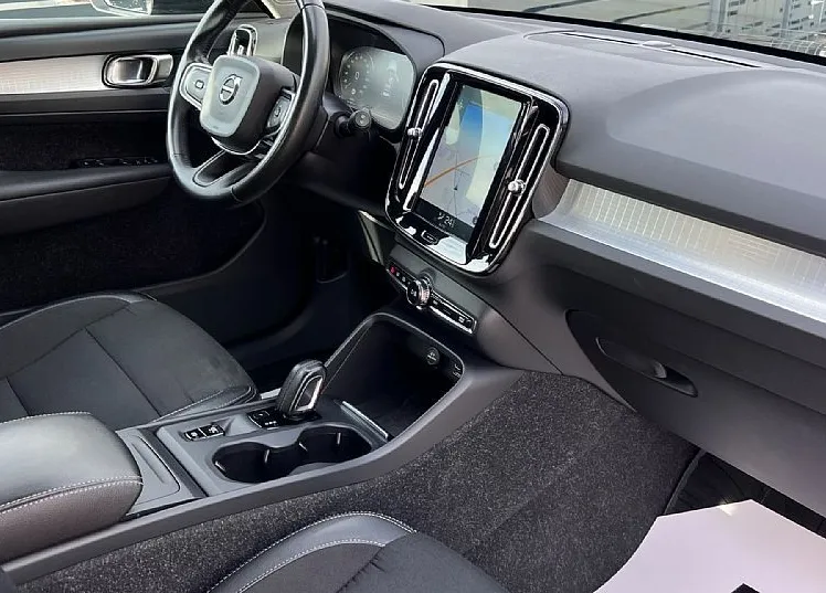 Zunanja slika - Volvo XC40 - D3+LED+NAVI+KAMERA+ALU+KEYLESS GO+AUTO HOLD - 16