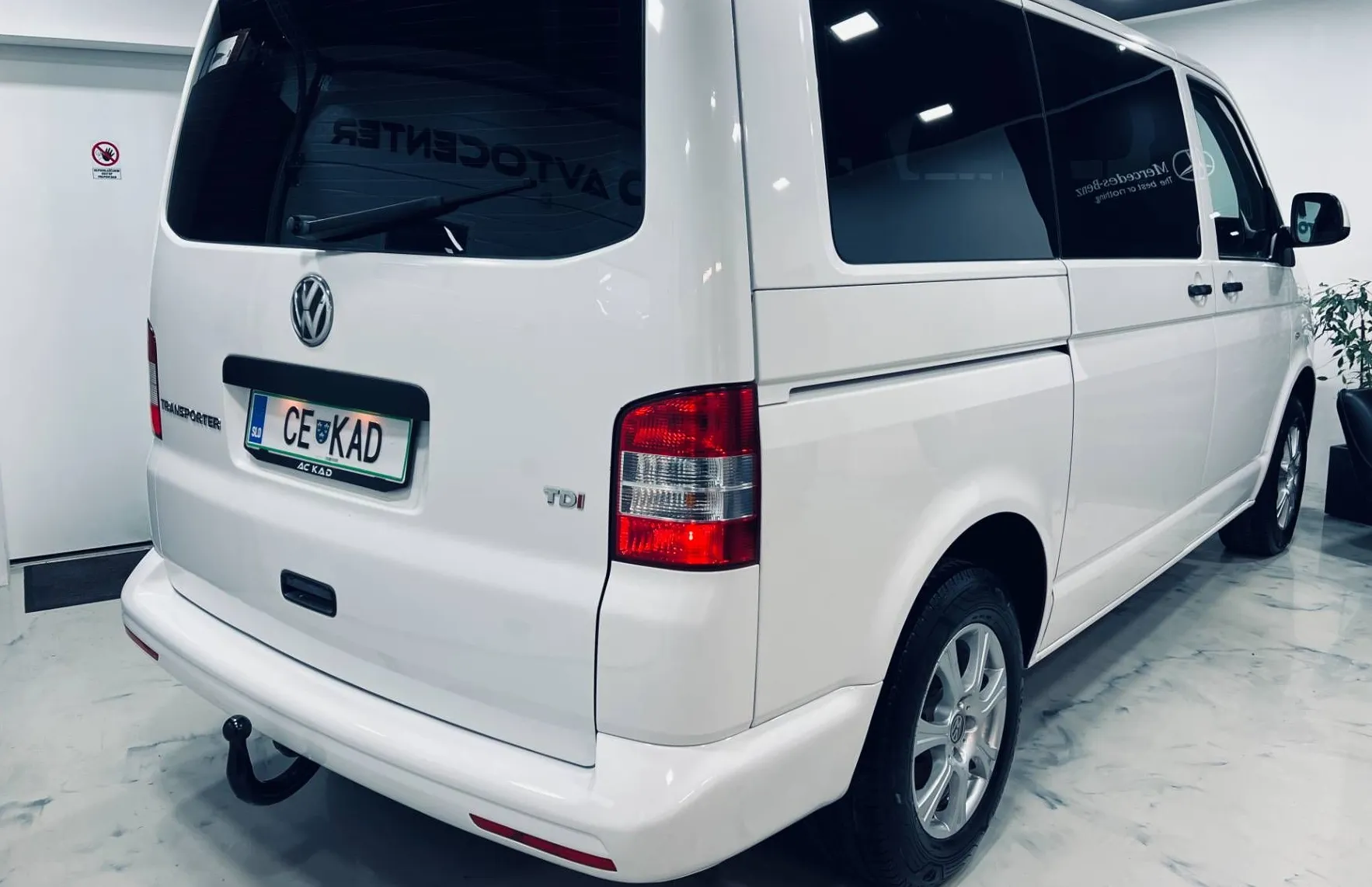 Zunanja slika - VW Transporter - 8+1 - 4
