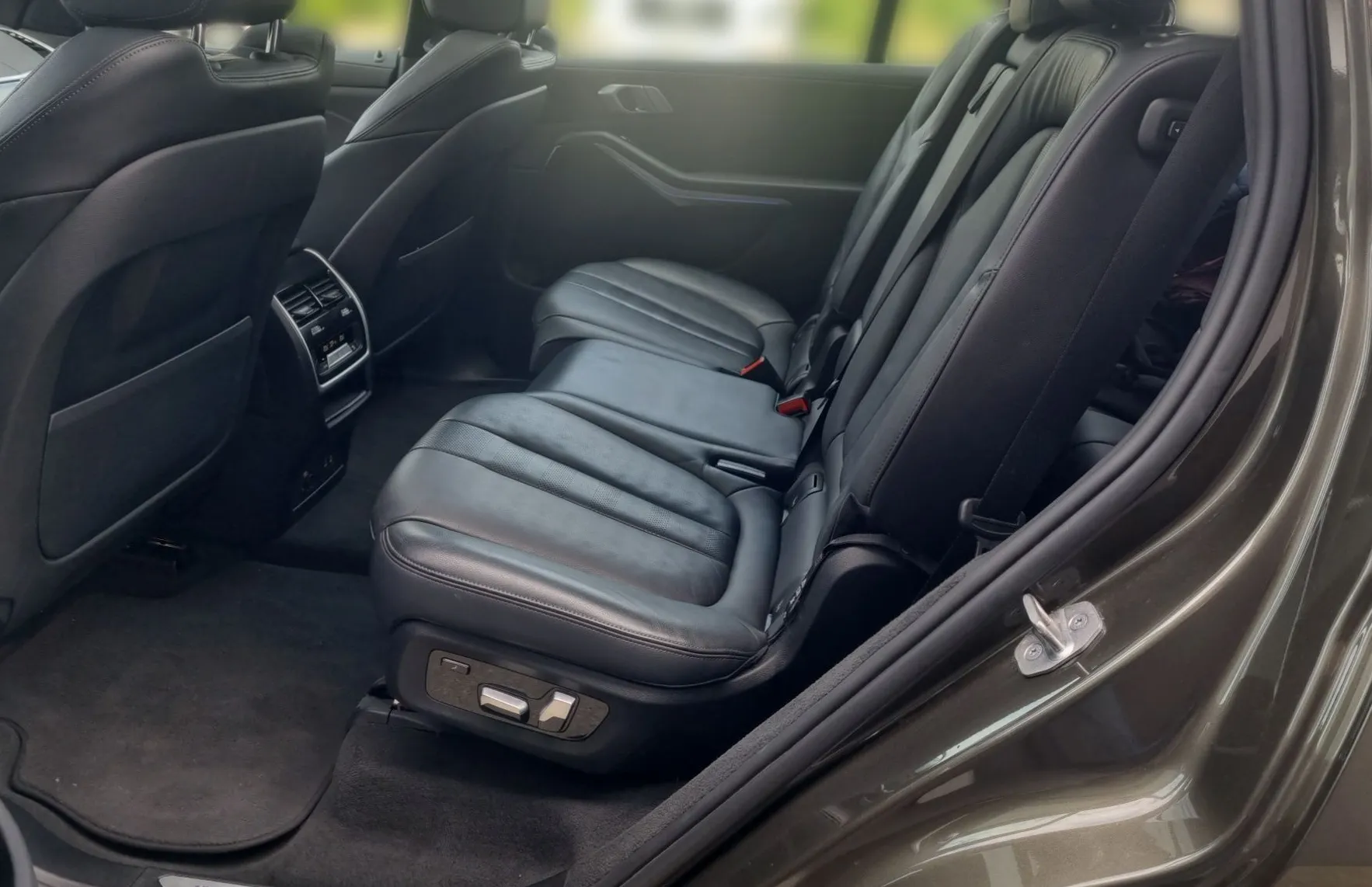 Zunanja slika - BMW X7 - serija : xDrive40d - 11