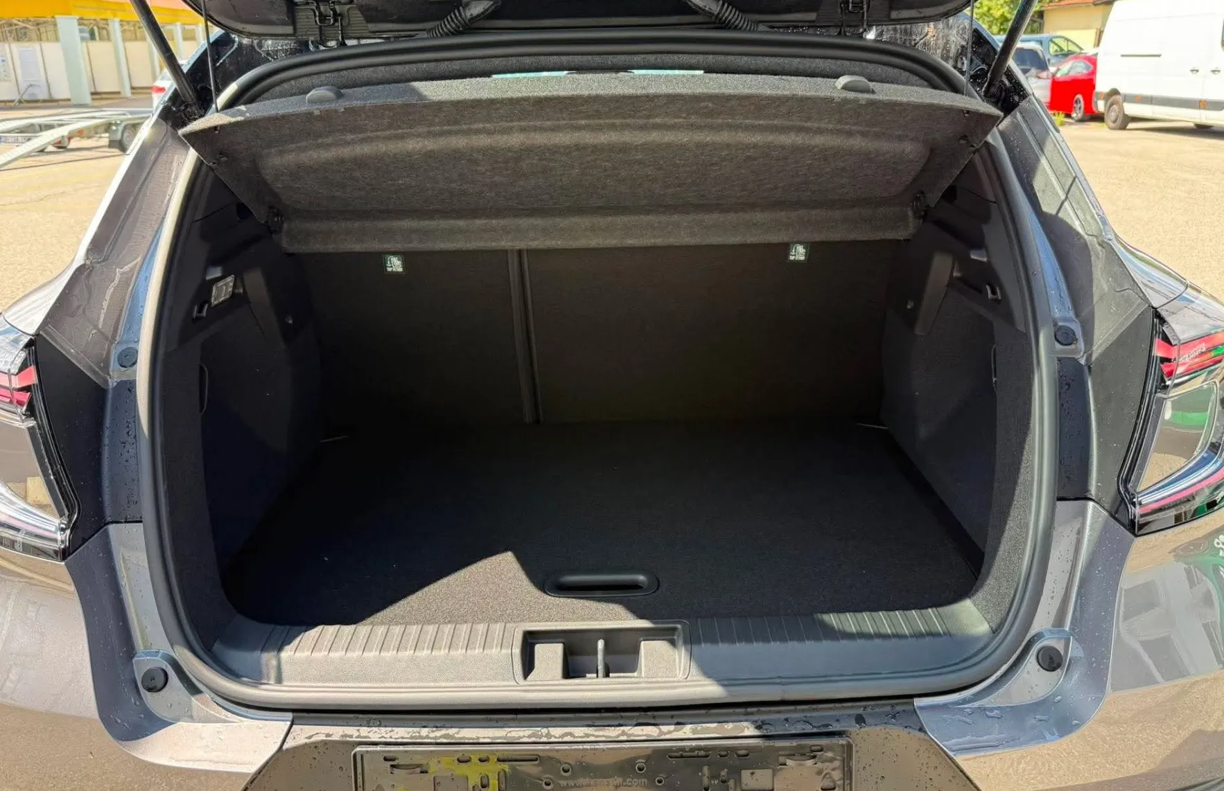 Zunanja slika - Renault Captur - TCe 140 Techno EDC - 4