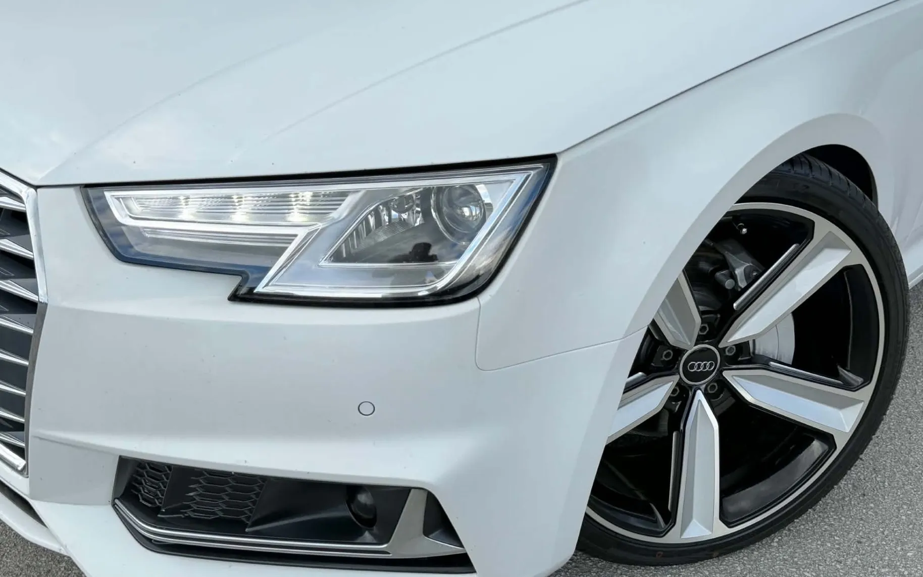 Notranja slika - Audi A4 - 2.0 TDI-AUT-3X S LINE-VIRTUAL-LIZING ZA TUJCE- - 8