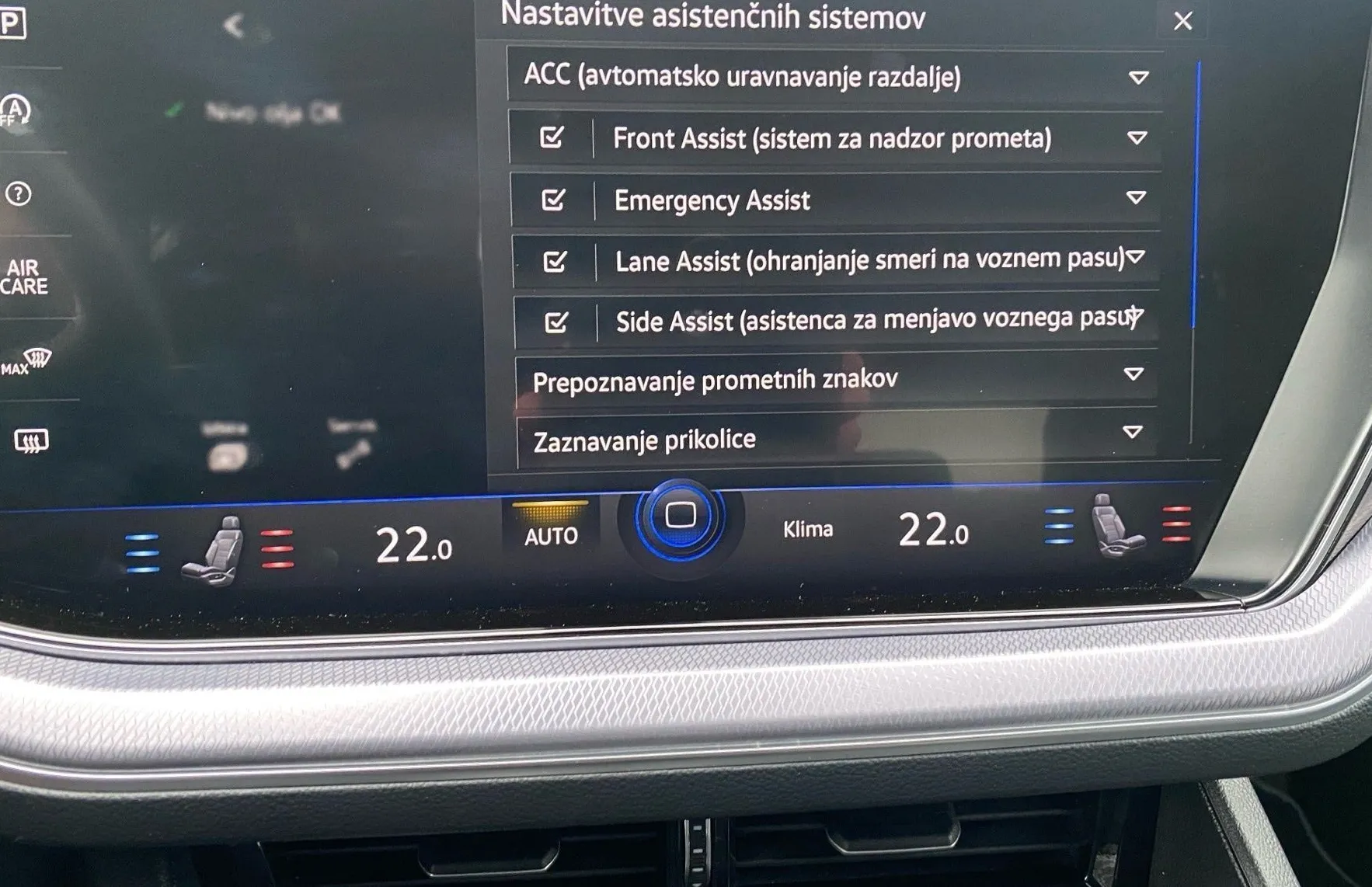 Zunanja slika - VW Touareg - V6 TFSI R-Line Panorama - Zračno - Night vision... - 18