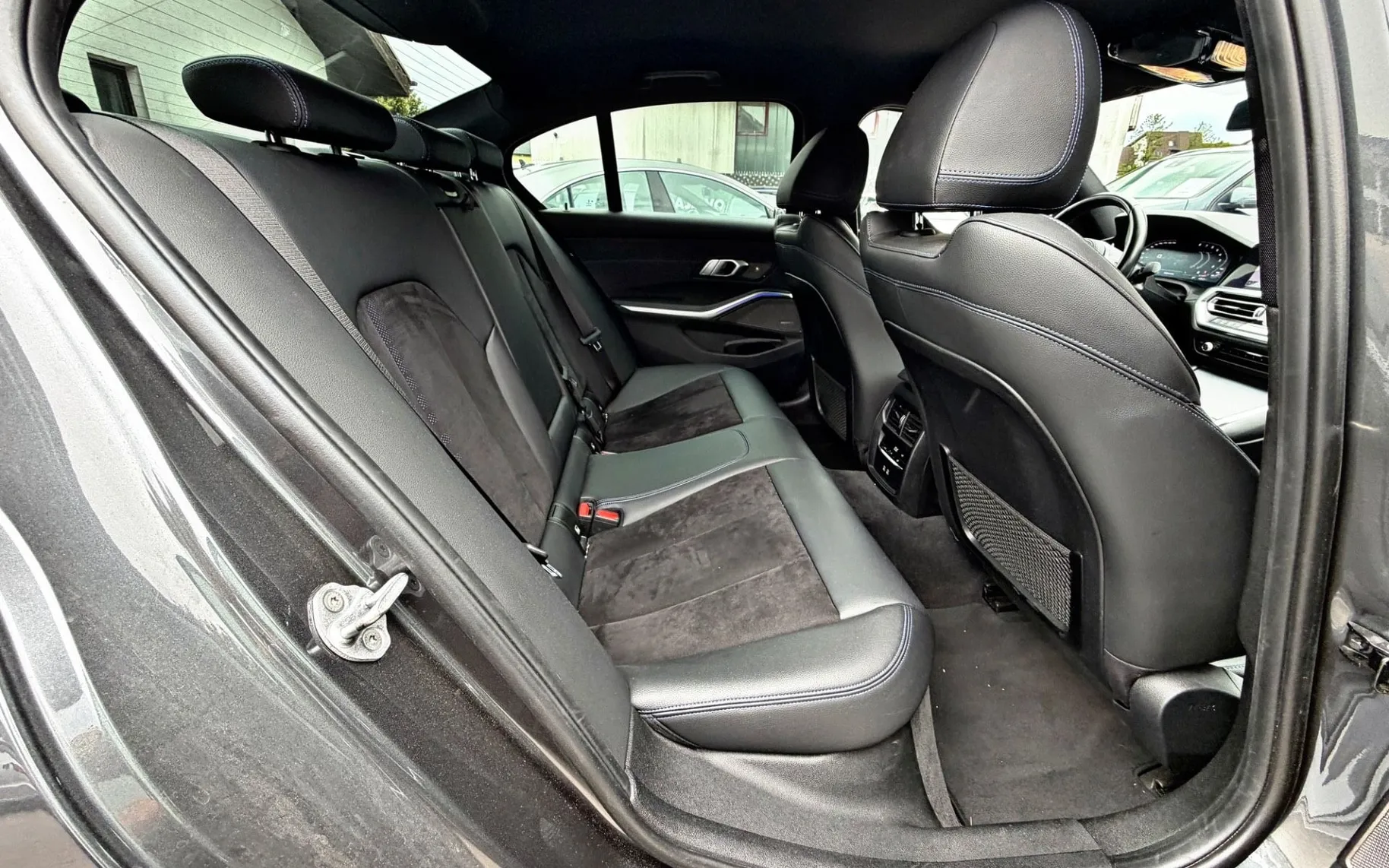 Notranja slika - BMW serija 3: - M340i xDrive Avt - 10