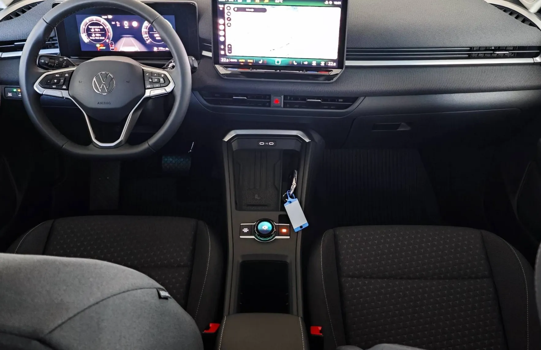 Zunanja slika - Volkswagen T-Roc - 1.5 eTSI Life DSG 110  150  ||OGROMNO OPREME||... - 10