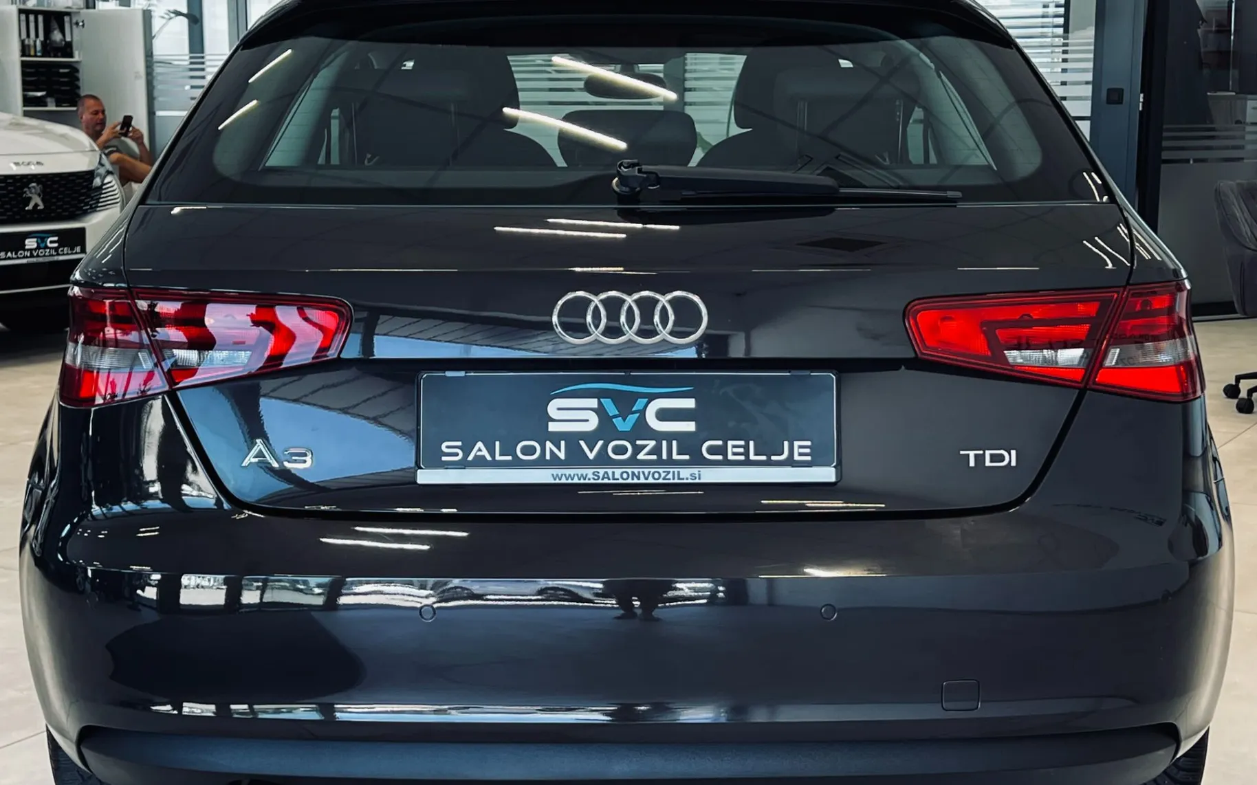 Zunanja slika - Audi A3 - 1,6 TDI Ambiente S-tronic - 6