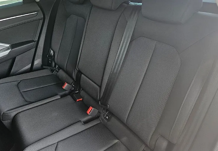 Zunanja slika - Audi Q3 - 35 TDI 150ks °S-TRONIC°°LED° °VIRTUAL° ALU - 12