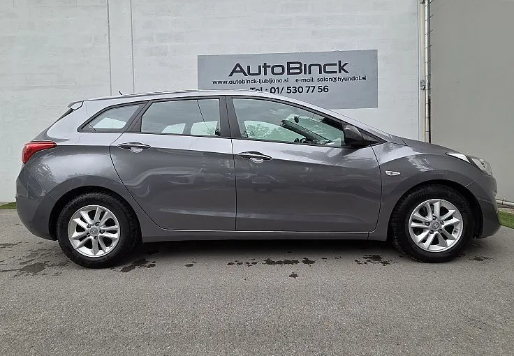 Zunanja slika - Hyundai i30 Wagon - 1.6 GDi Comfort - 6