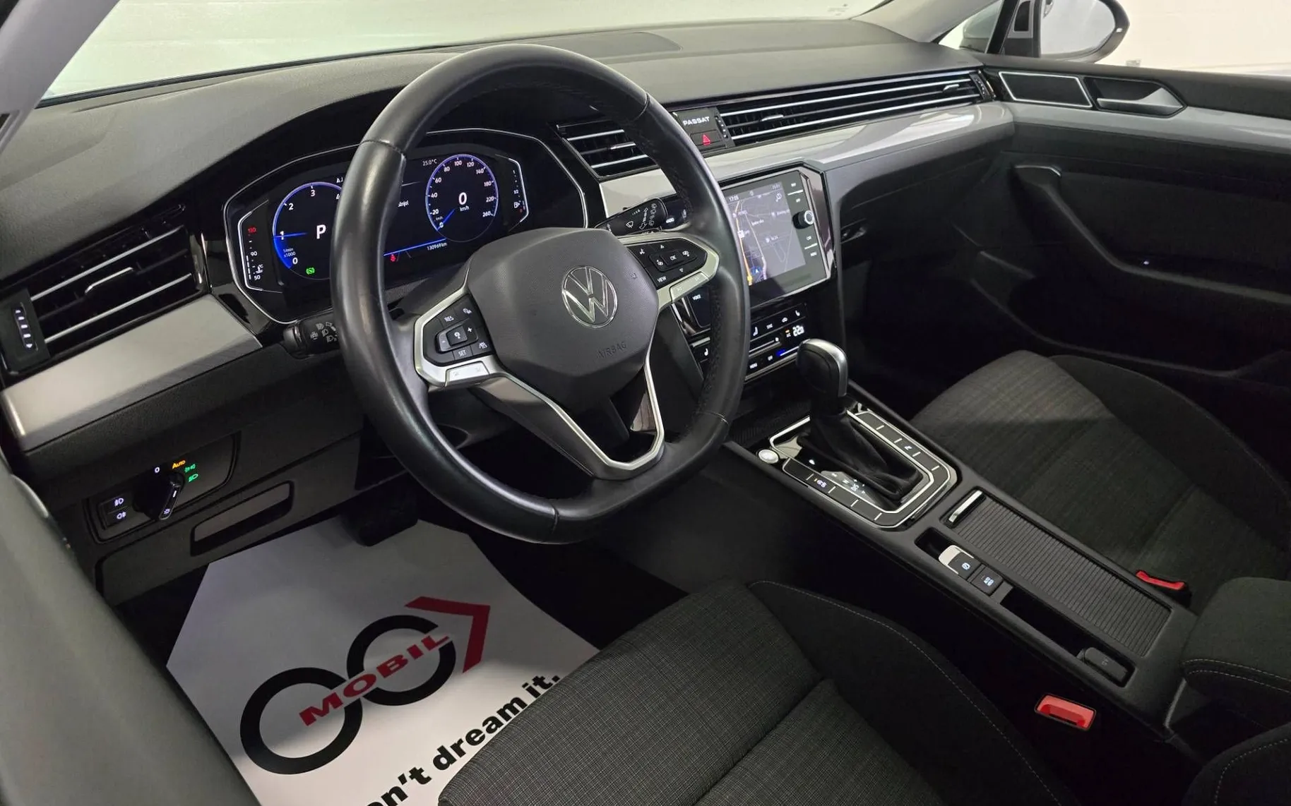 Notranja slika - Volkswagen Passat Variant - 2.0 TDI Business DSG - Matrix.virtual.pano.kamera - 9