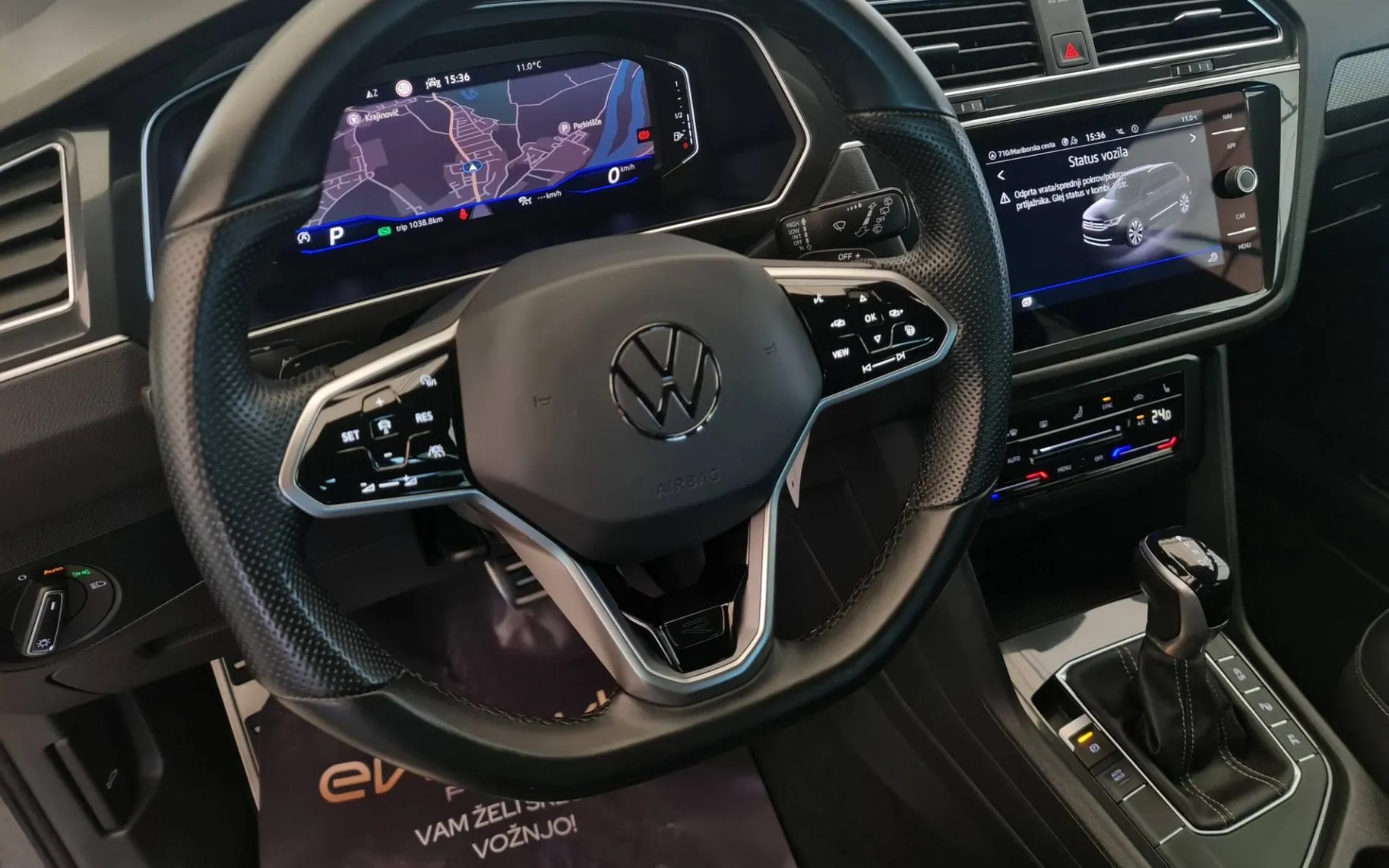 Notranja slika - Volkswagen Tiguan - 1.5 TSI  R-Line DSG•Bogata dodatna oprema... - 10
