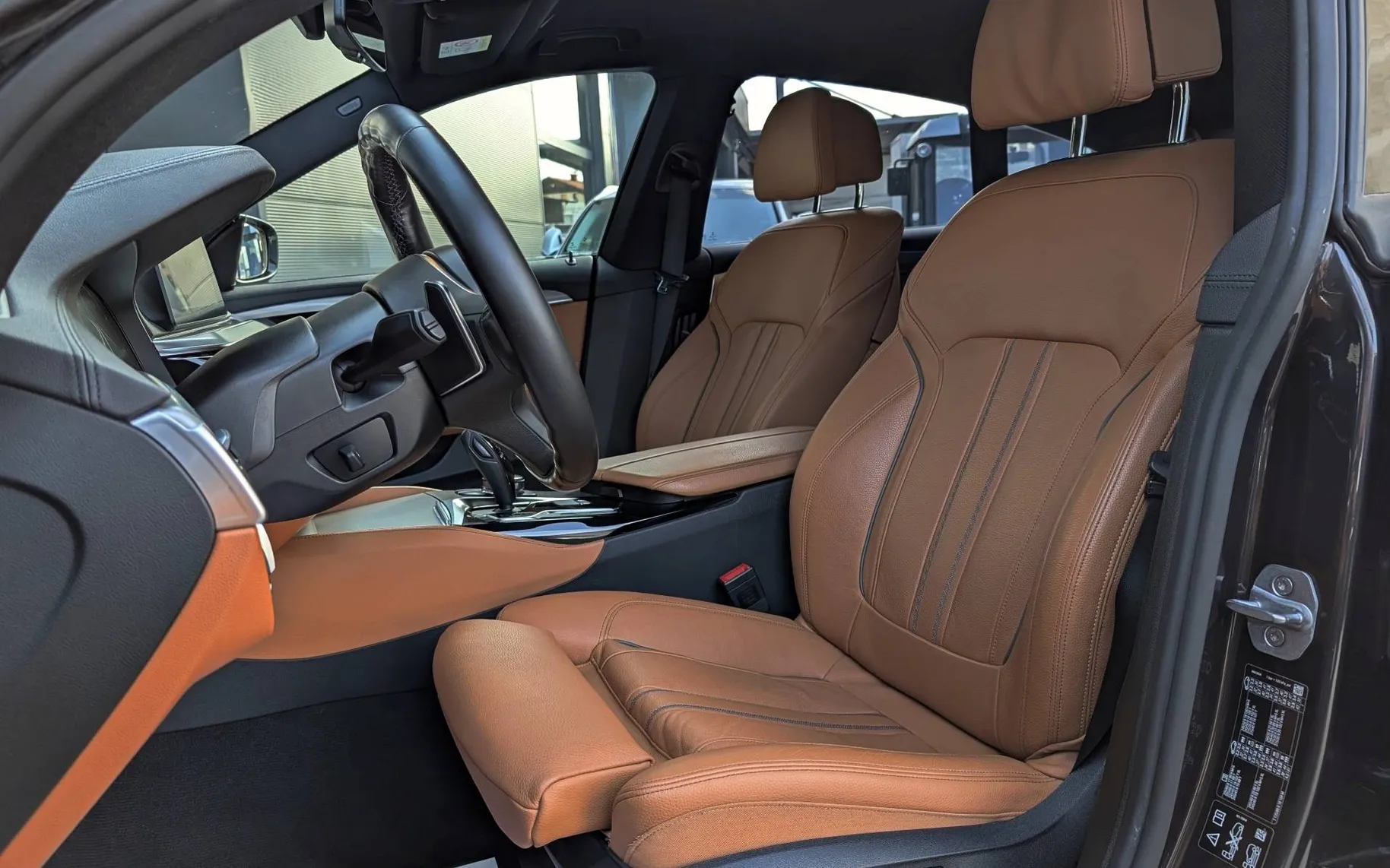 Zunanja slika - BMW serija 6 Gran Turismo - Serija 6 640d xDrive M-Sport |Kamera360|Soft-Close|Head-up| - 10