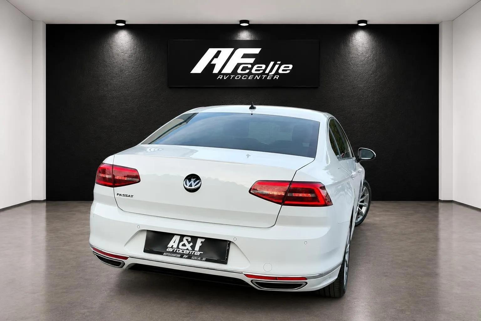 Zunanja slika - Volkswagen Passat - 2.0 TDI-R LINE-FUL LED-LIZING ZA TUJCE-ACC-NAVI- - 5