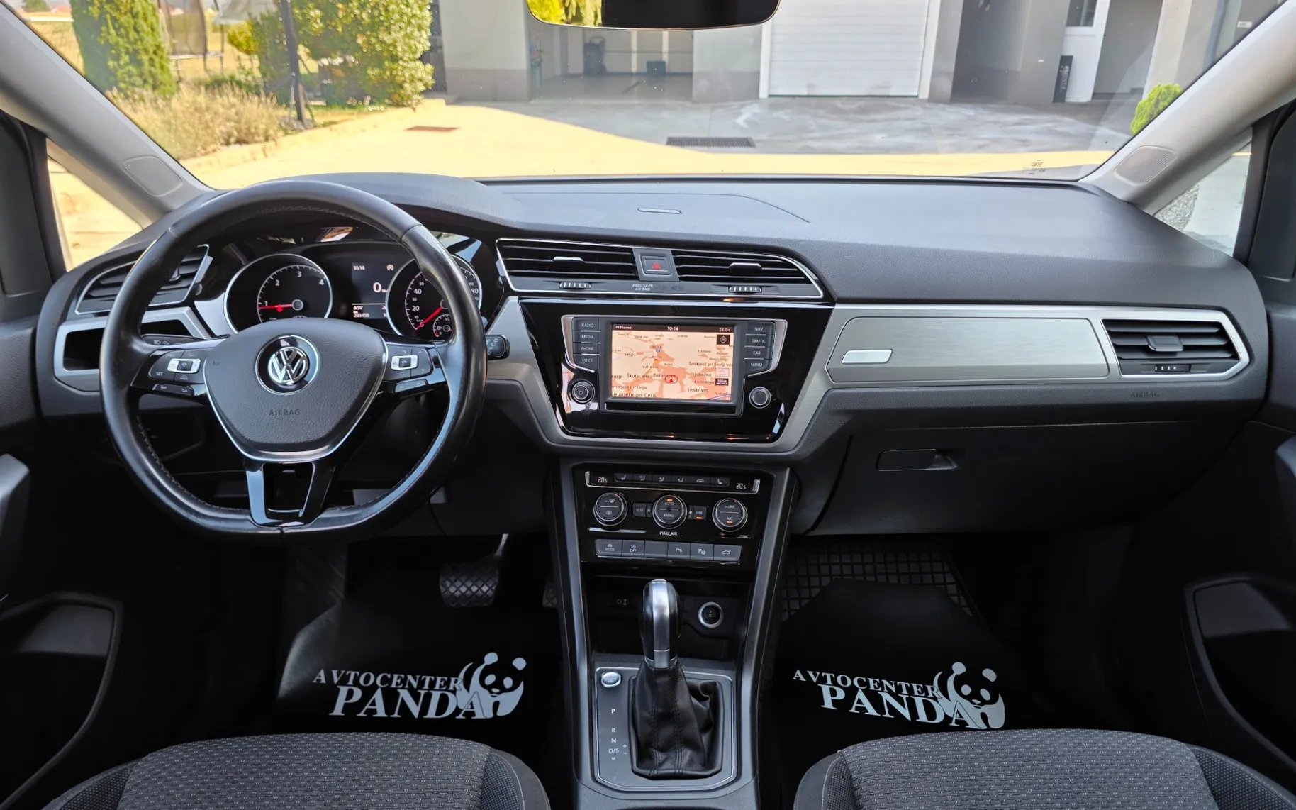 Zunanja slika - Volkswagen Touran - 1,6 TDI Comfortline DSG - 9