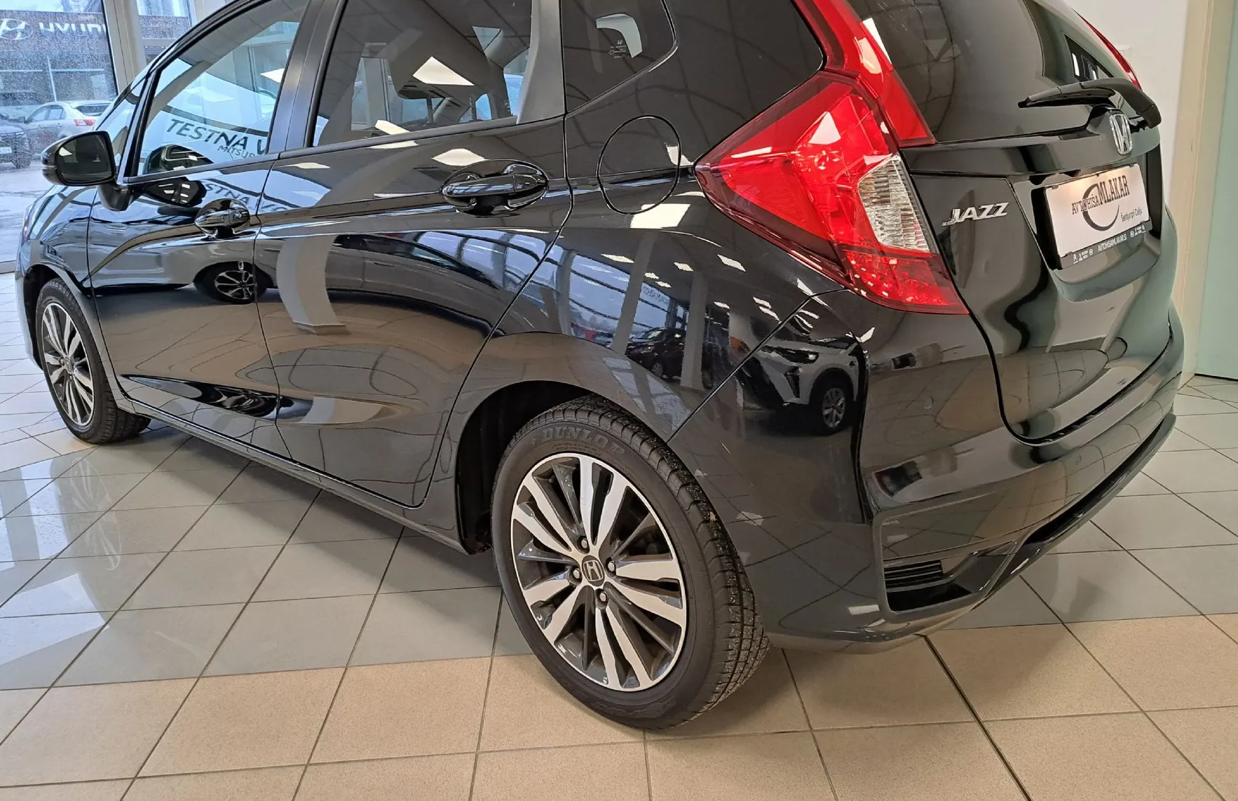 Zunanja slika - Honda Jazz - 1.3 i-VTEC Comfort-FULL LED-NAVI-KAMERA- - 3