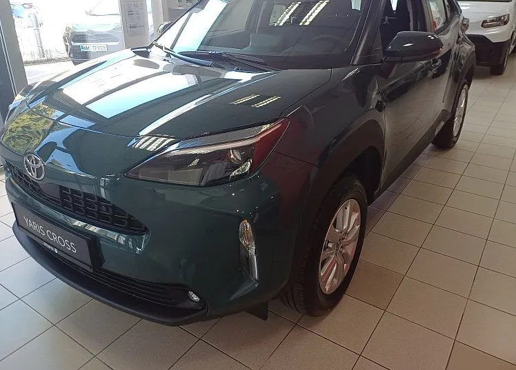 Zunanja slika - Toyota Yaris Cross - 1.5 VVT-i hibrid Cool 85kW - 1