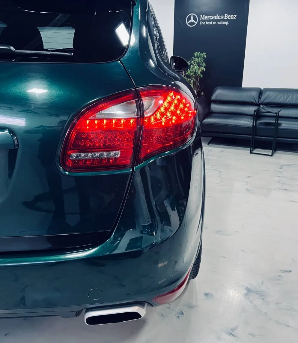 Zunanja slika - Porsche Cayenne - S 4.8 V8... - 11