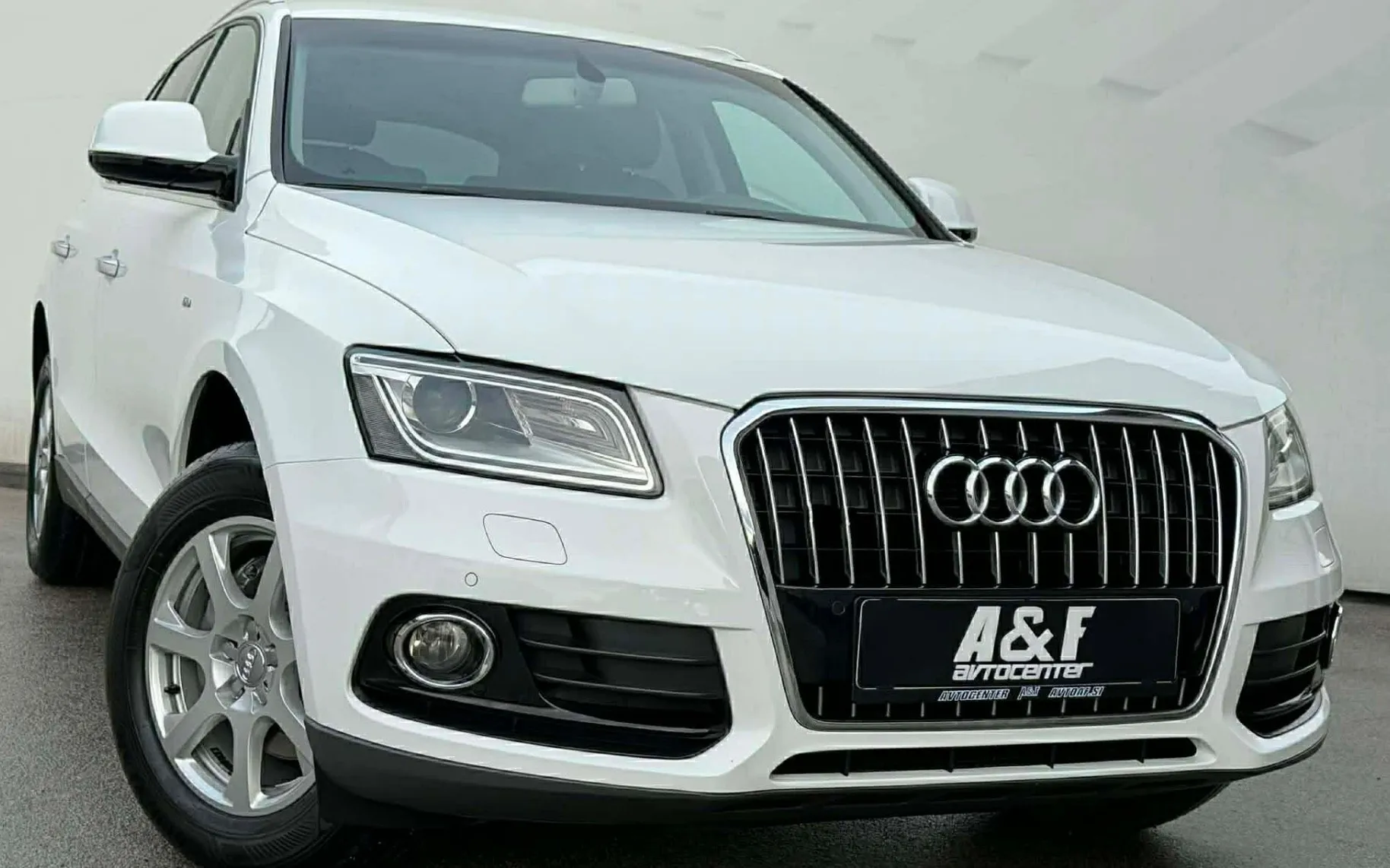 Zunanja slika - Audi Q5 - 2.0 TDI-XENON+LED-LIZING ZA TUJCE-ODLIČEN - 3