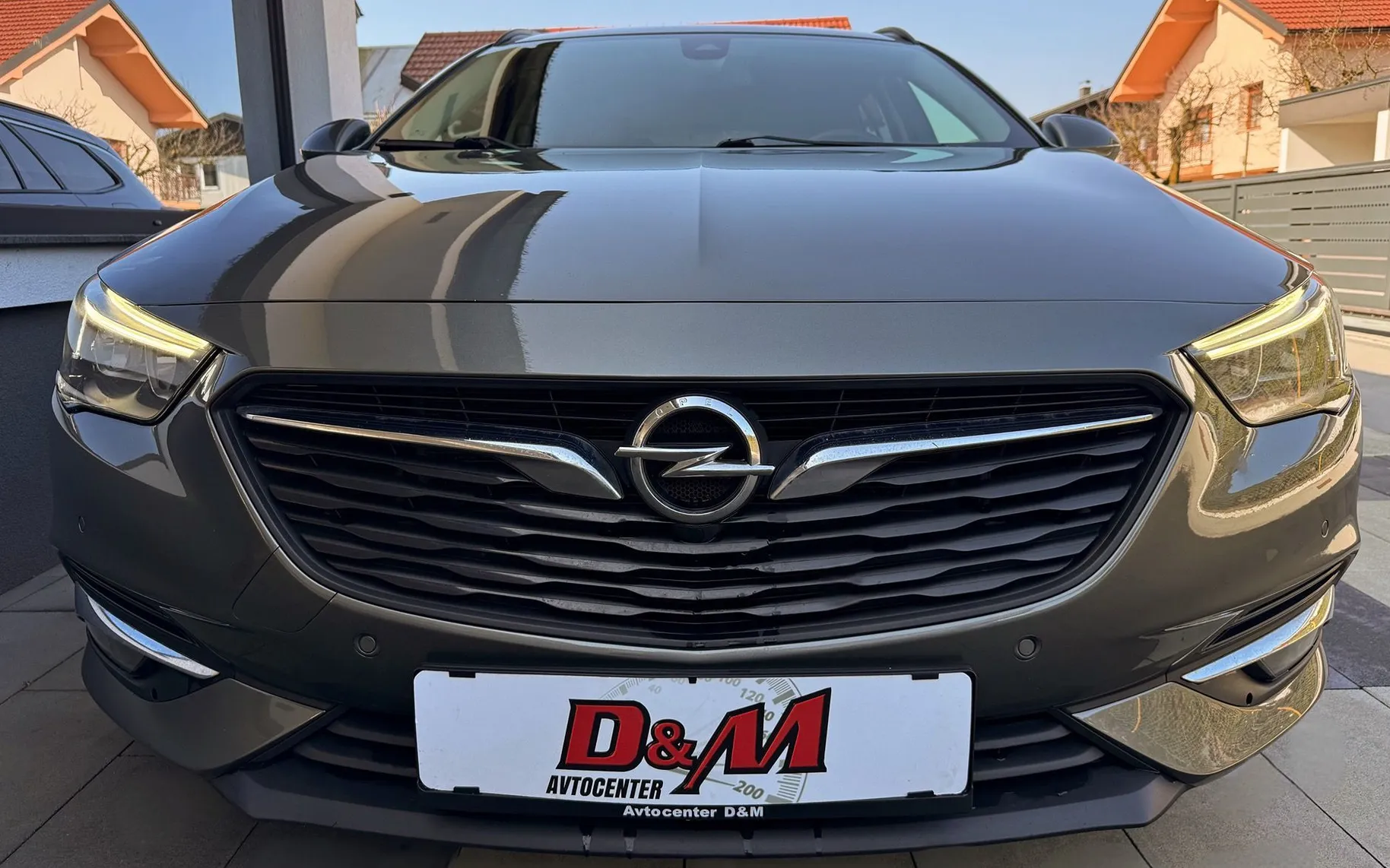 Zunanja slika - Opel Insignia - 2.0 CDTI 125KW|LED|KEYLESS|VLEČNA KLJUKA|NAVI - 3