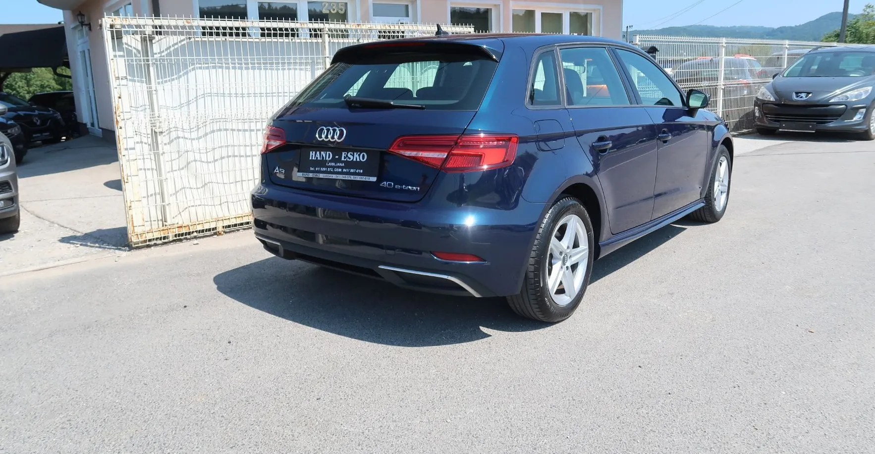 Zunanja slika - Audi A3 - 40 E-tron S-tronic-VIRTUAL-LED-NAVI-PDC - 9