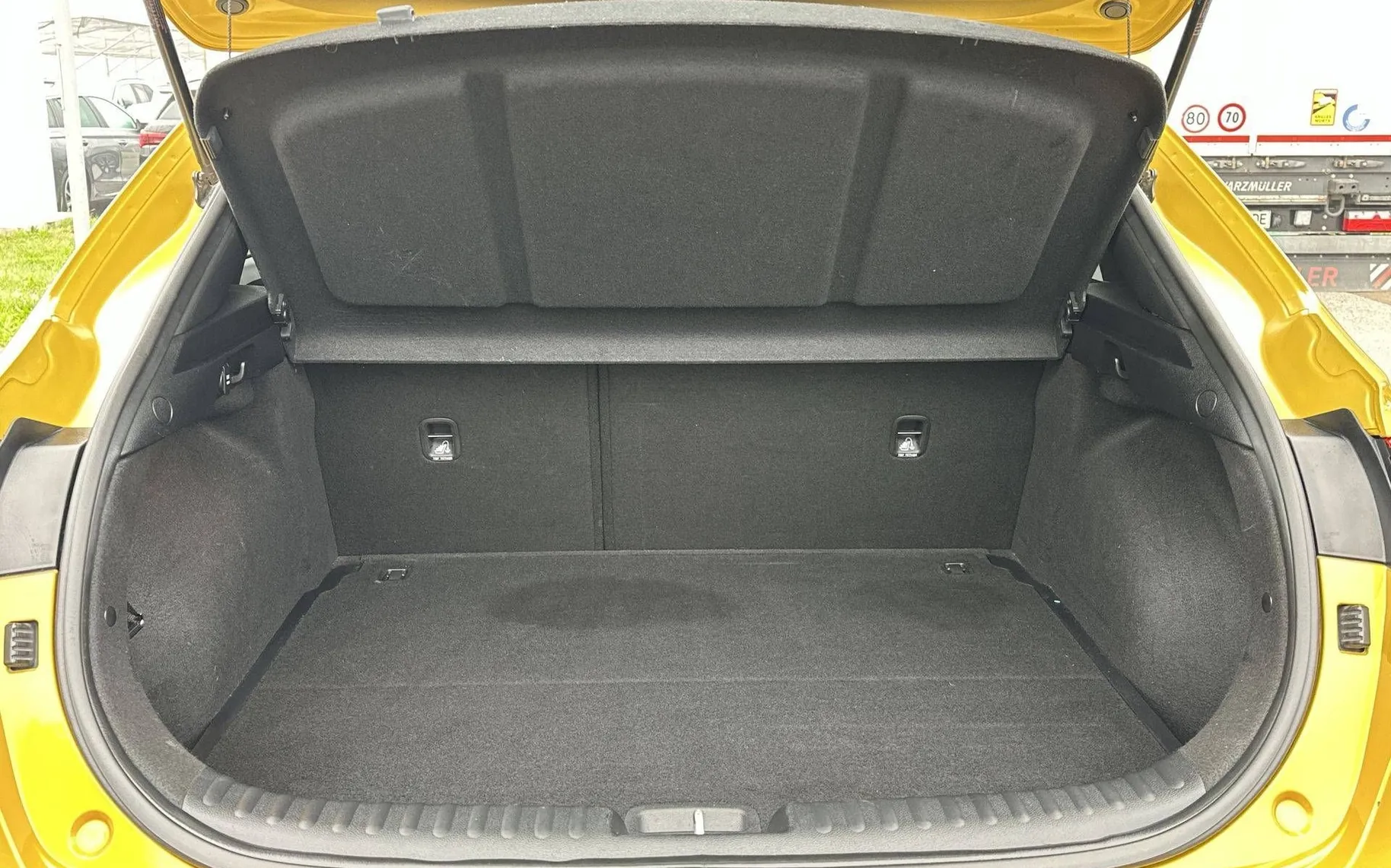 Notranja slika - KIA XCeed - 1.0 T-GDI PRIME - 12