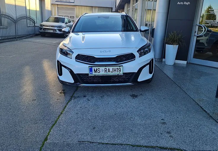Zunanja slika - KIA XCeed - 1.6 T-GDi EX WAY ISG. 7DCT 110 kW - 3