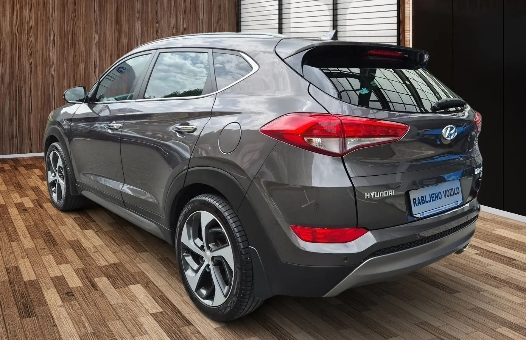 Zunanja slika - Hyundai Tucson - PREMIUM 1.6 T-GDI 177PS-SLO-1.LAST-XENON-NAVI-KAM - 5