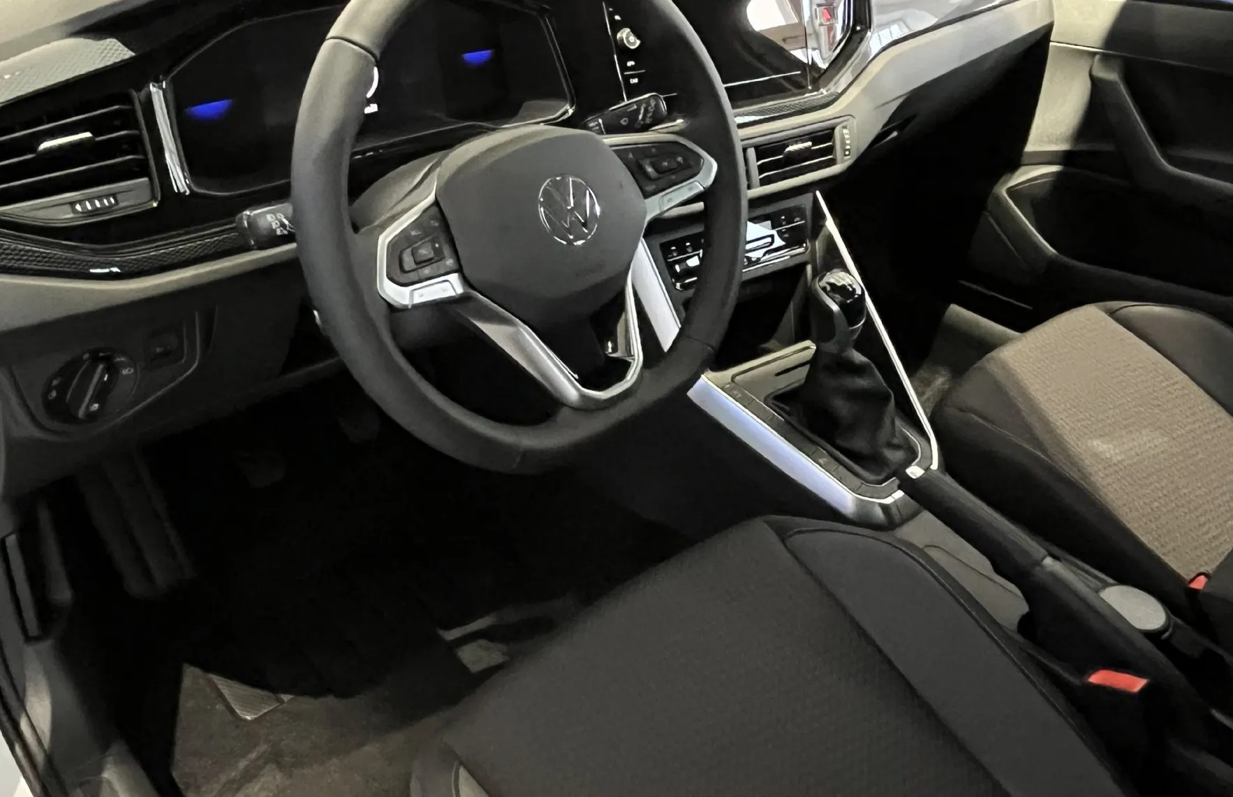 Zunanja slika - Volkswagen Polo - 1.0 TSI 4ALL 70  95 - 6