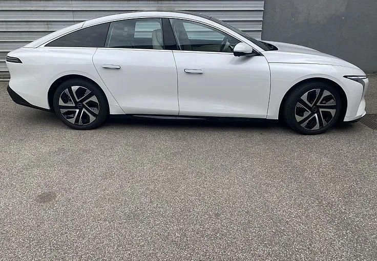 Zunanja slika - Forthing S7 - 56.8 kWh 154 kW 210 KM - 5