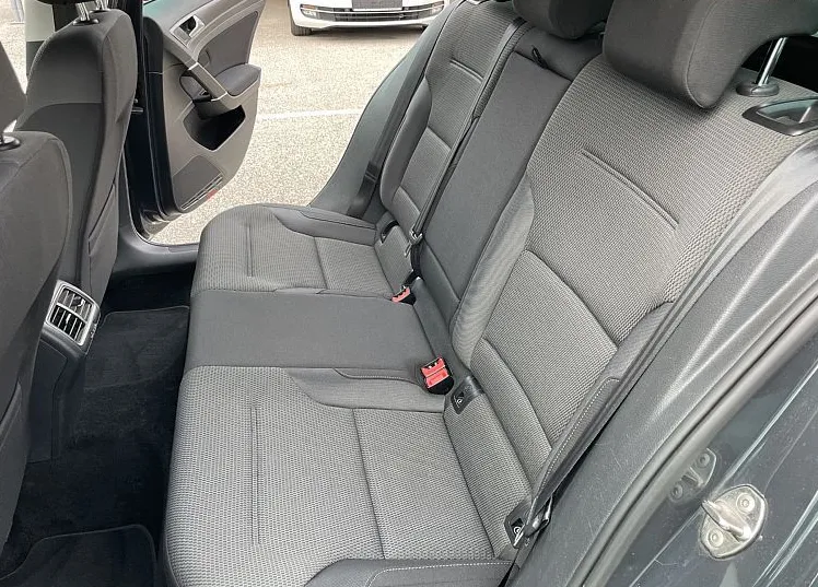 Zunanja slika - VW Golf - Variant 1.2 TSI BMT Comfortline°AVT. KLIMA°GRETJE SEDEŽEV° - 9