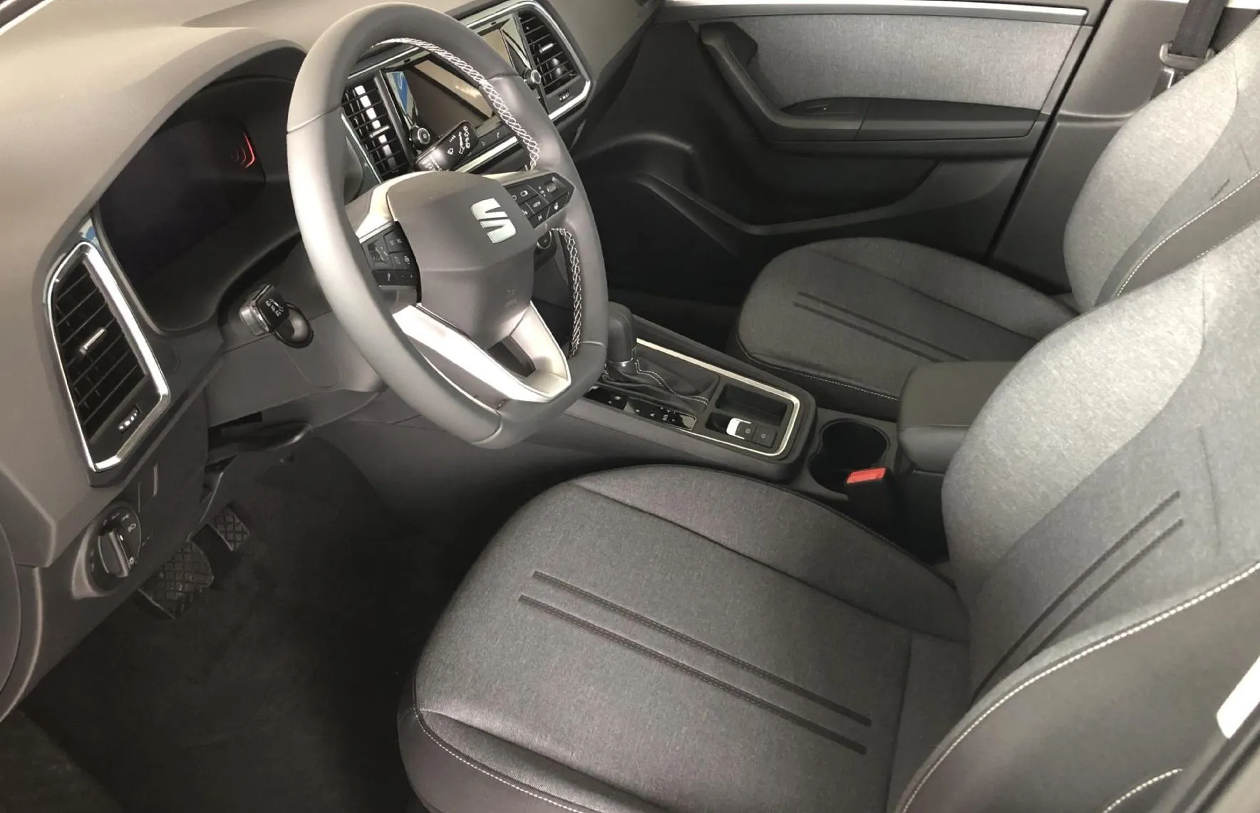 Zunanja slika - Seat Ateca - 1.5 TSI 110 KW STYLE EDITION DSG - 4