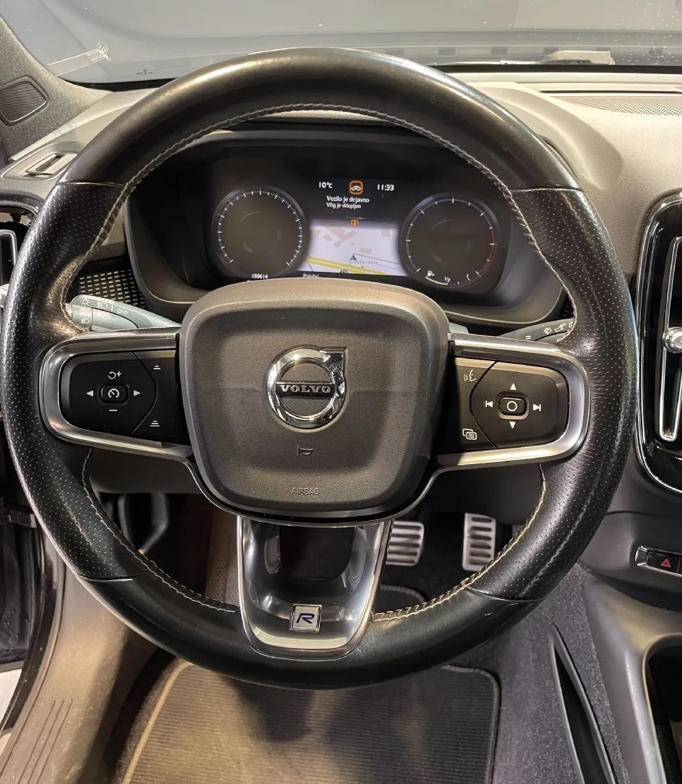 Zunanja slika - Volvo XC40 - D4-AWD-R-DESIGN-PANO-NAVI-ACC-MEMORY-HARMAN-360KAM - 17