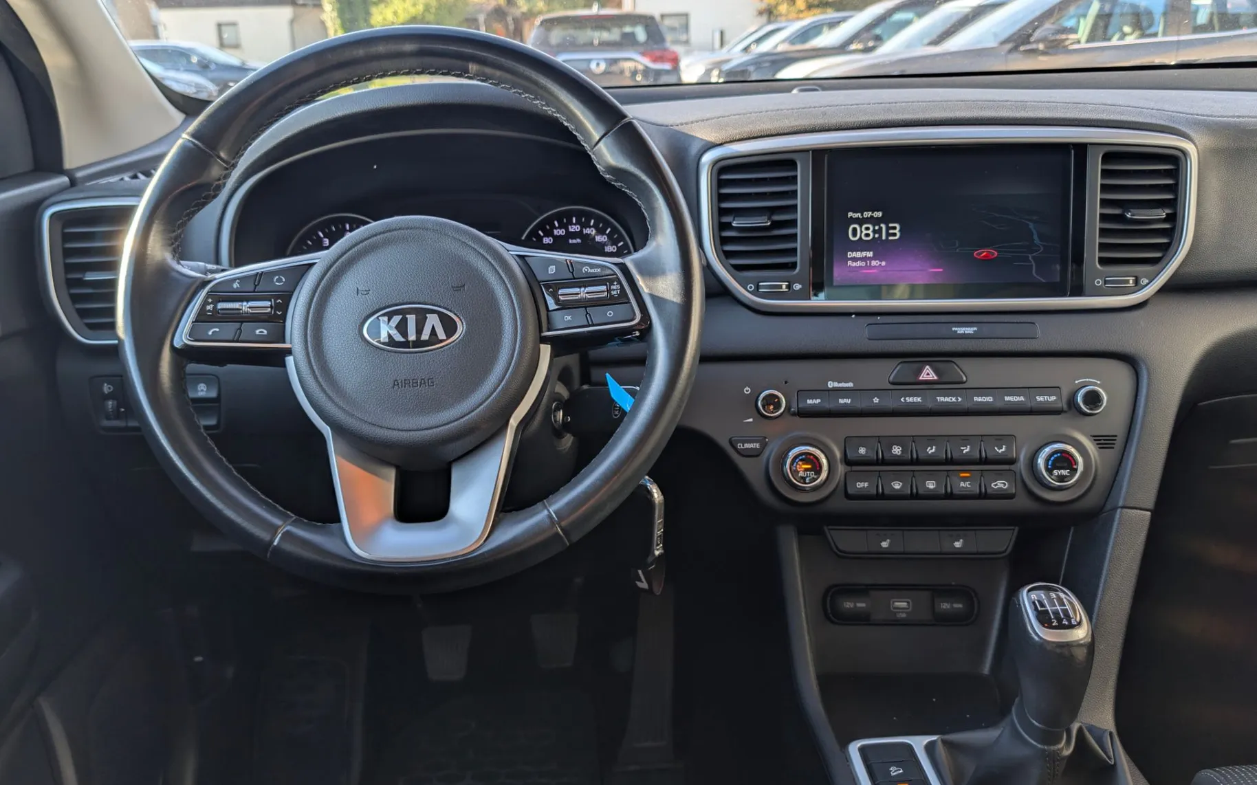 Zunanja slika - KIA Sportage - 2WD 1,6 GDI BLACK DESIGN - 9