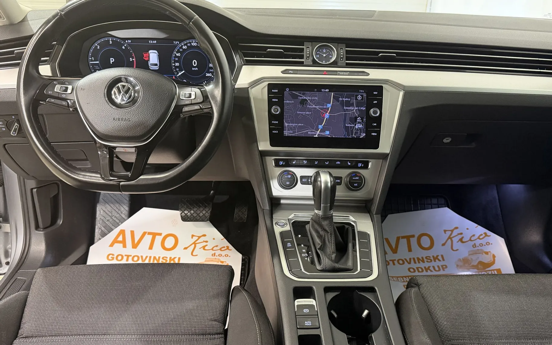 Notranja slika - VW Passat Variant - 2.0 TDI-DSG-VIRTUAL-FULL LED-KAMERA-RADAR TEM-NA.. - 10