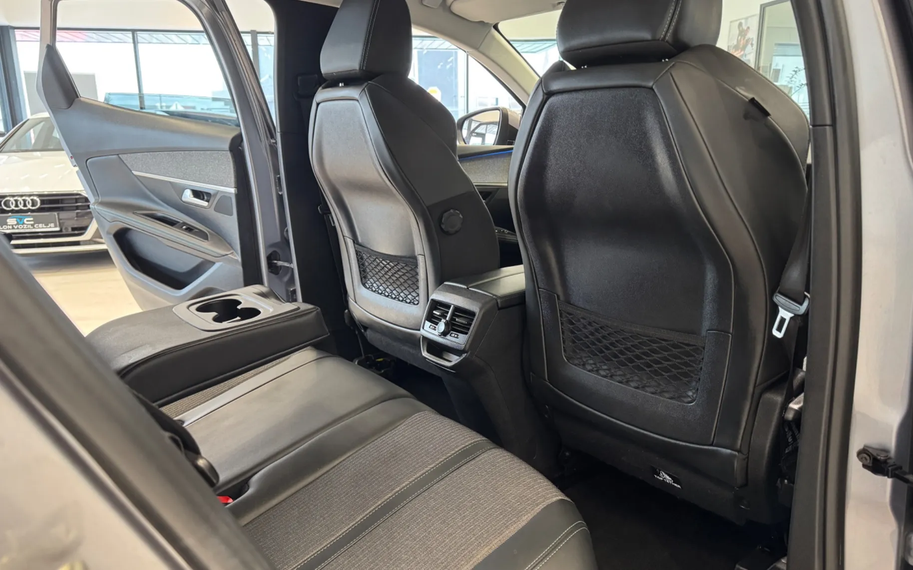 Zunanja slika - Peugeot 3008 - 1,2-130KM-ALLURE-AUT-FUL-LED-VIRTUAL-KAMERA-KEYLES - 12